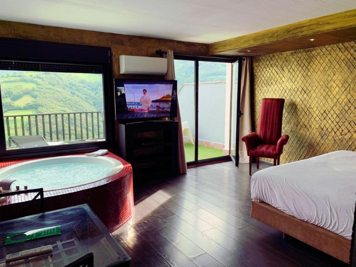 La Aldea Sonada Hotell Oviedo Exteriör bild