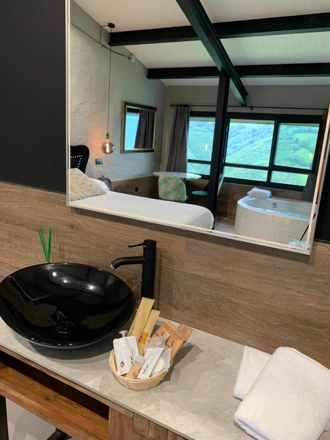 La Aldea Sonada Hotell Oviedo Exteriör bild