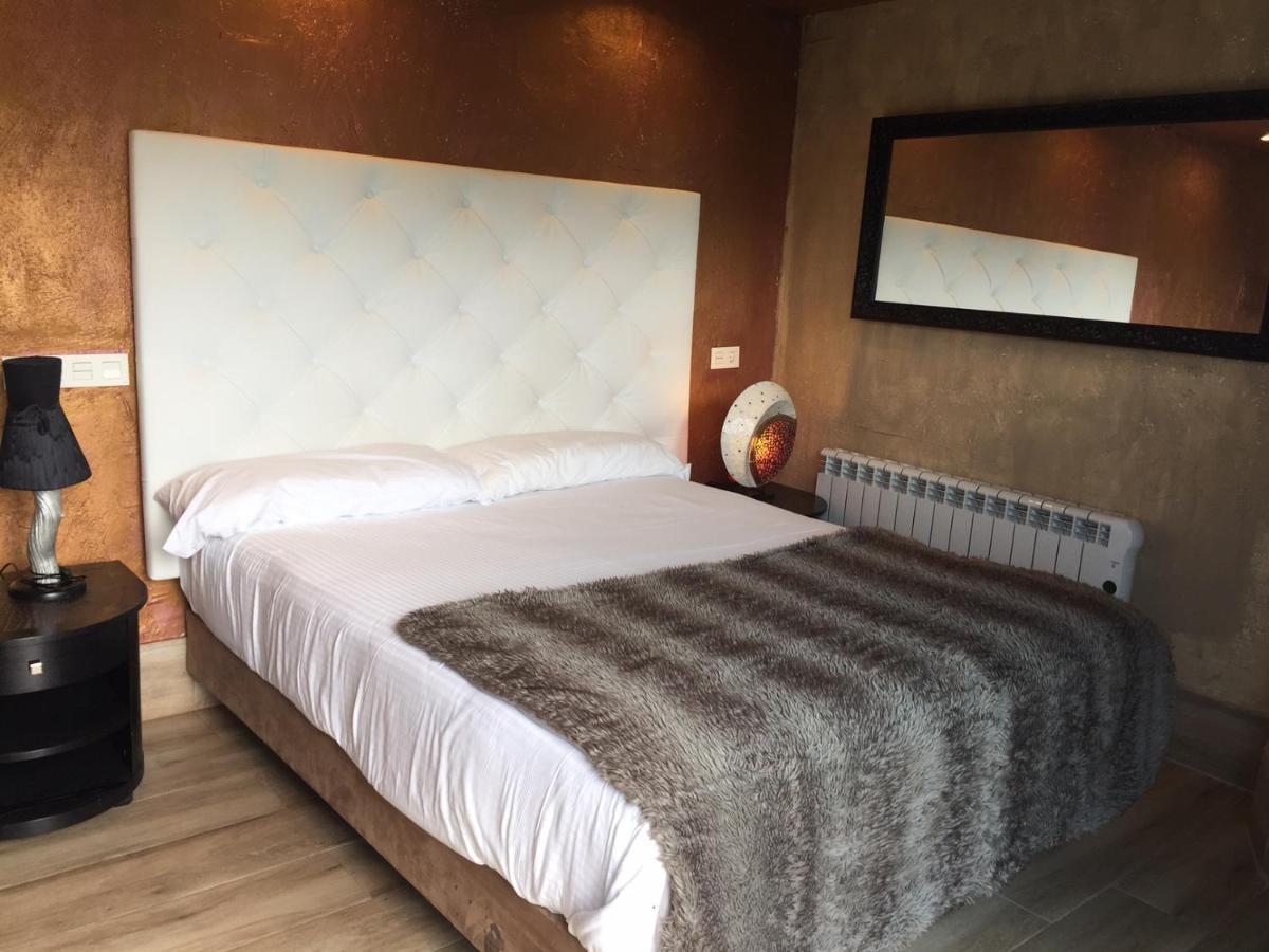La Aldea Sonada Hotell Oviedo Exteriör bild