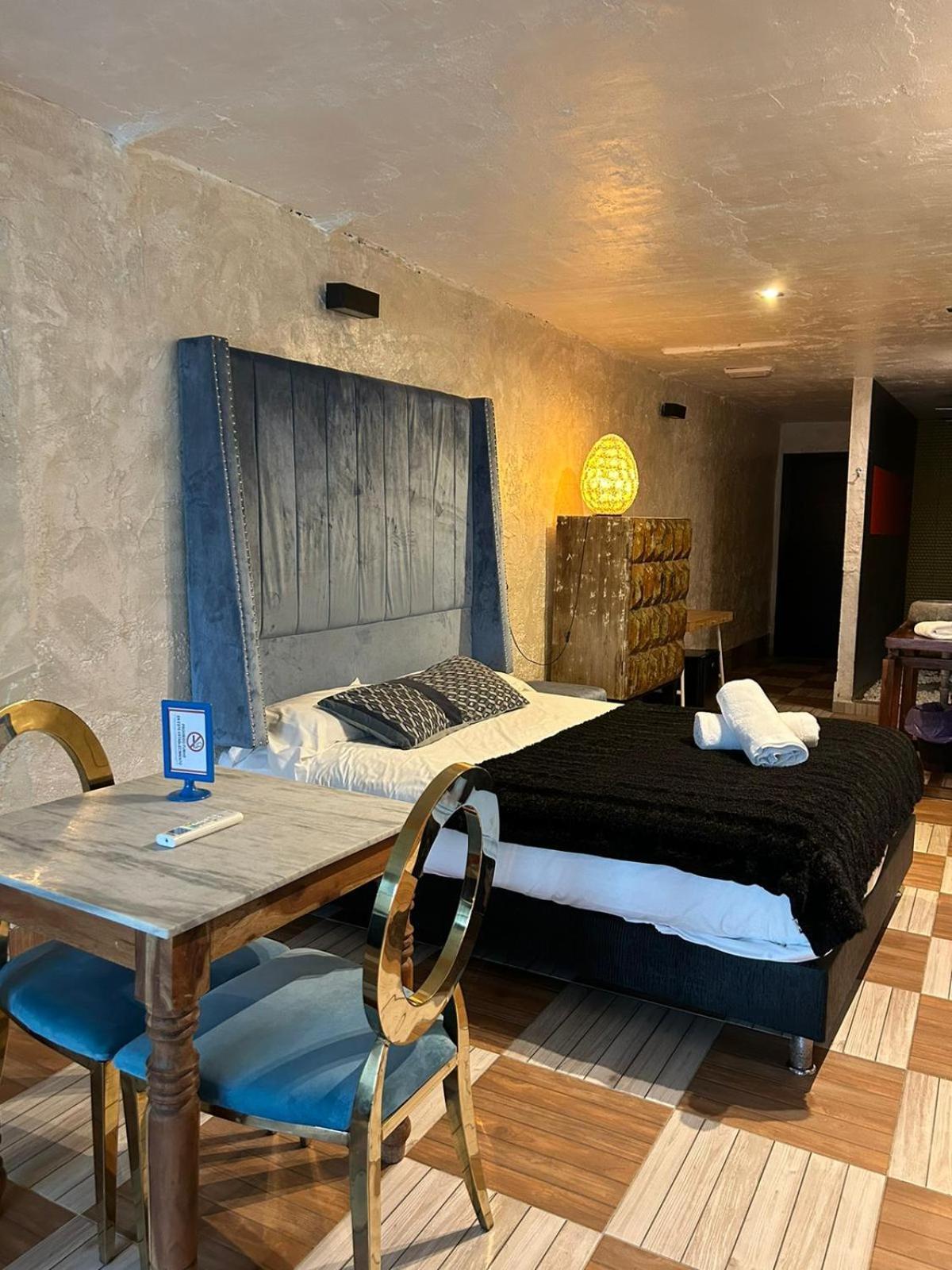 La Aldea Sonada Hotell Oviedo Exteriör bild
